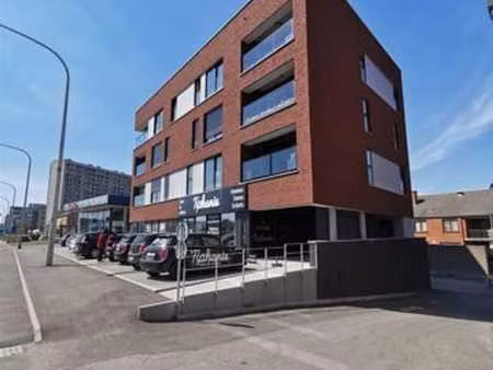 appartement 2 chambres à jambes à prox commerces et centre