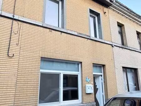 maison 3ch.  terrasse et jardin. electricité conforme!!