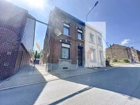 ens. immo de 2 mais - jard + garage