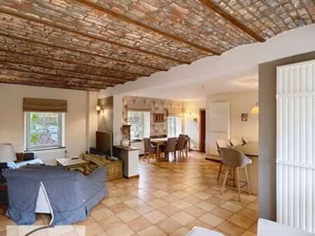 maison 4 façades rénovée avec grand terrain – balâtre