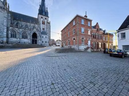 maison situé dans le centre historique de walcourt
