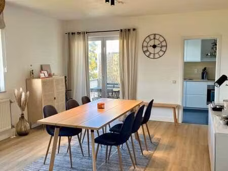 appartement 2 chambres fraîchement rénové