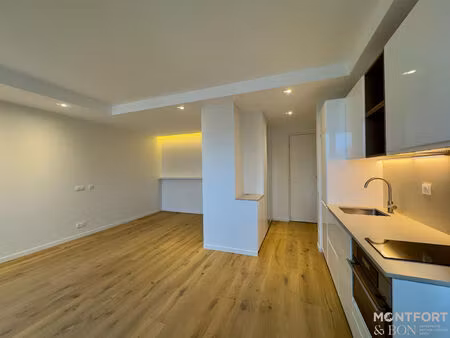 appartement paris 1 pièce 33.97 m²