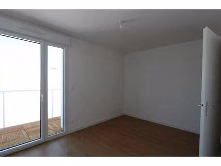 location appartement 3 pièces à saint-herblain preux - crémetterie (44800) : à louer 3 piè