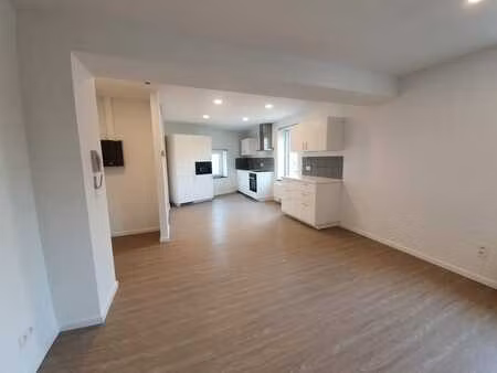magnifique appartement duplex 1 chambre à mons intramuros