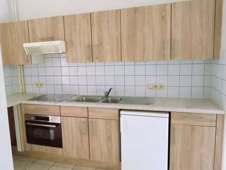 lumineux appart renove - calme pres metro & commerces