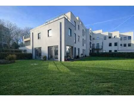 uccle - a proximité du lycée français