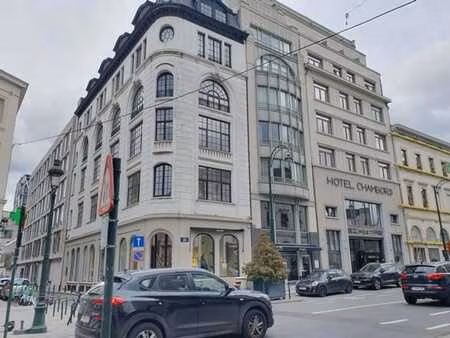 bruxelles/ixelles : bureaux 165 m² a louer