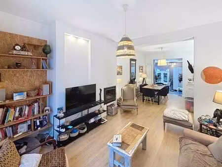 calevoet - zandbeek - jolie maison dans une petite impasse