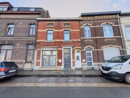 maison 2 chambres avec cour