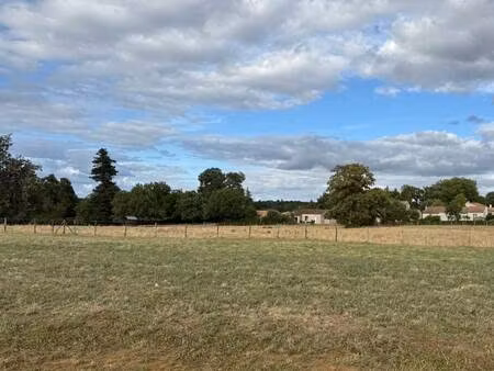 terrain constructible viabilisé à vendre