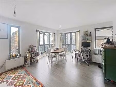 appartement - institutions européennes