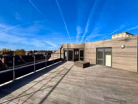 uccle - penthouse (2ch/2sdb) avec terrasse et garage