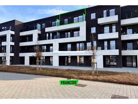 appartement moderne de deux chambres et garage à maldegem