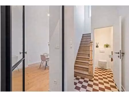 maison entièrement rénovée avec 3 chambres et jardin