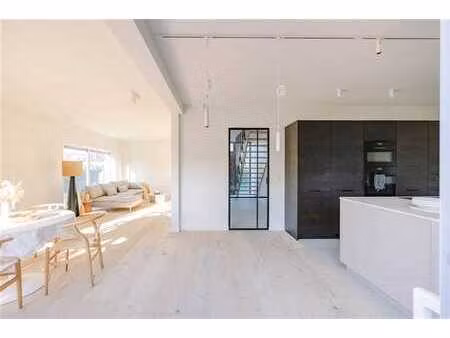 villa luxueuse dans un quartier résidentiel calme à de pinte