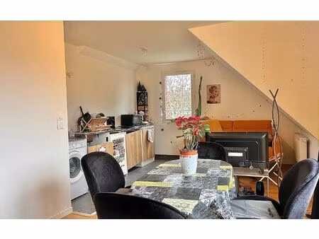 location appartement  m² t-2 à beauvais  650 €