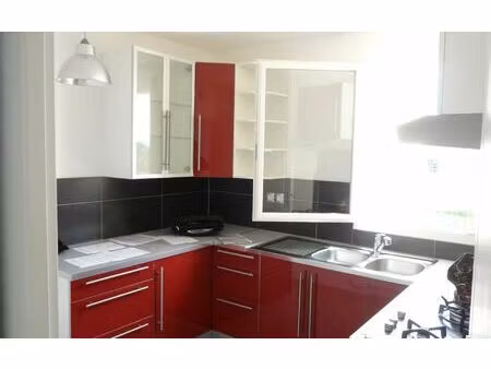 location appartement  m² t-2 à manosque  720 €