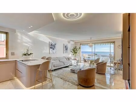 appartement 3 pièces en front de mer 79 m² garage et cave