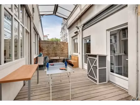 bureaux de style loft à proximité de la place d'alésia avec beaucoup de charme