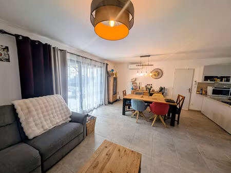 maison uzes 87.9 m2 sur un terrain de 352m2