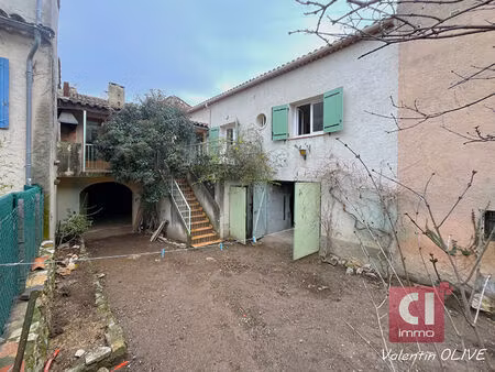 maison neoules 5 pièces 125m² avec jardin et deux garages.
