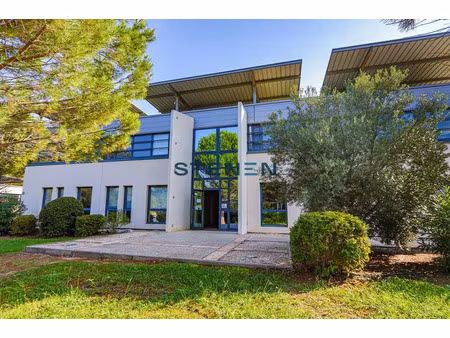 location-bureaux-102 m²-aix en provence