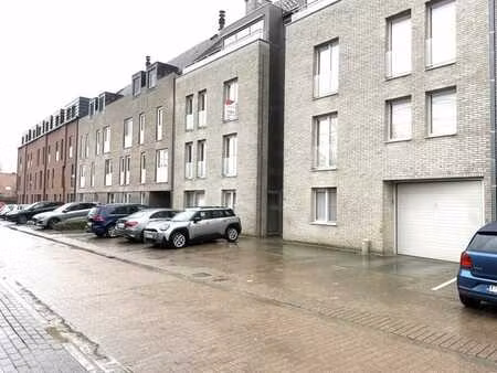 instapklaar 2-slaapkamerappartement met balkon en overdek...