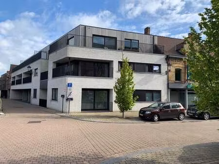 appartement te wingene.