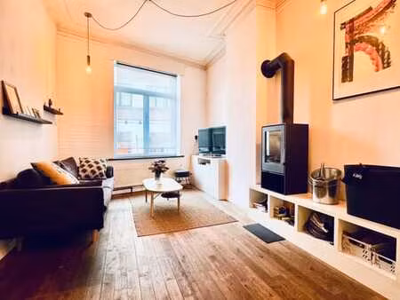 maison dans quartier prisé a coté de la place keym