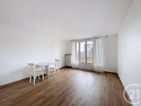 appartement f3 à louer - 3 pièces - 60 89 m2 - l hay les roses - 94 - ile-de-france