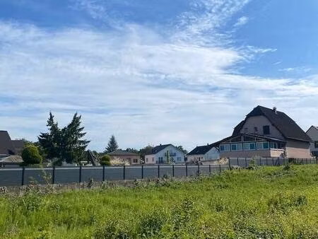 terrain constructible viabilisé à vendre