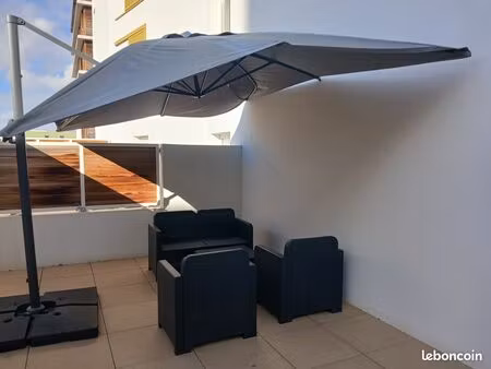 t2 avec terrasse arenc -joliette - cma cgm