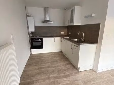 2 chambres balcon parking