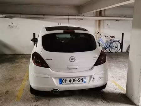 place de parking fermée guist'hau nantes