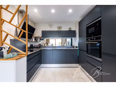 apt t3/61 m² de 2021 avec terrasse de 40m² avec place de parking en sous-sol