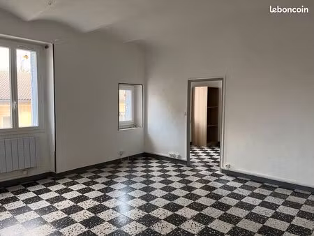 appartement 3 chambres à besseges