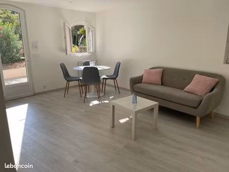 à louer rez-de-jardin de 57 m² dans villa  chemin saint julien à biot
