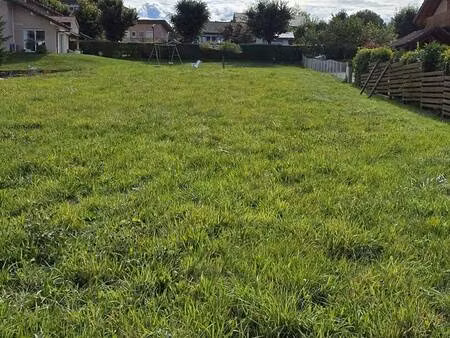 terrain constructible viabilisé à vendre