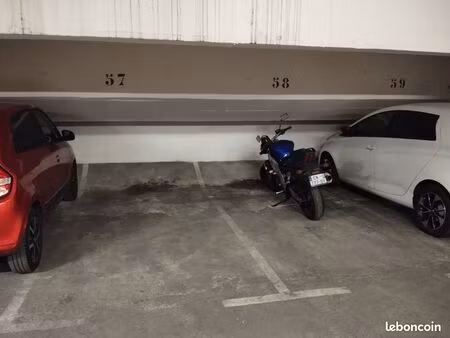 parking moto/scooter paris 12