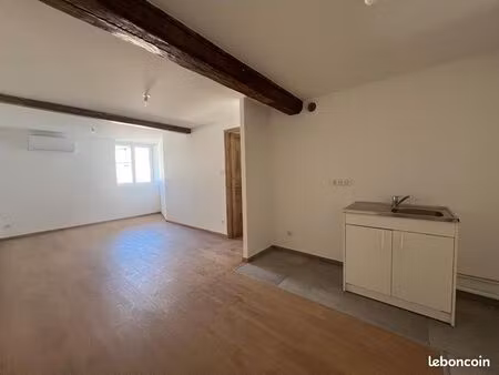 apparement t3 refait à neuf