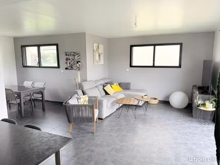 maison 113m2 avec garage / 3 chambres + bureau