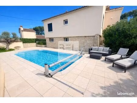propriété 4 pièces 95 m²