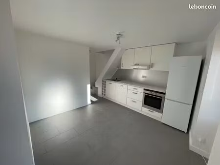 à louer – appartement meublé rénové – pontvallain
