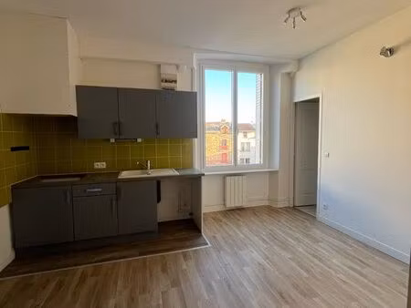 appartement t3 65m2