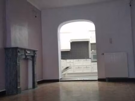 maison de maître de caractère à louer à tirlemont