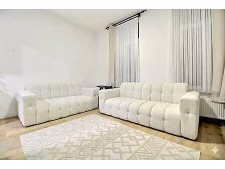 duplex 2 ch entièrement rénové - zone royale sainte-marie