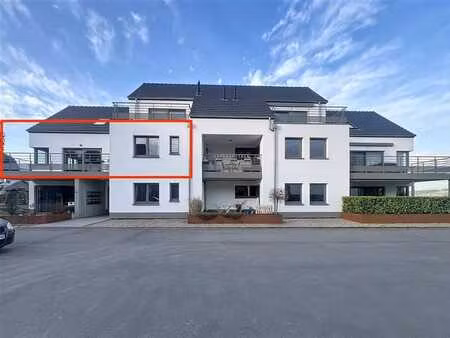 lierneux - appart. récent 2ch avec terrasse et parking