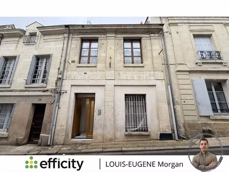 immeuble 10 pièces - 150 m²