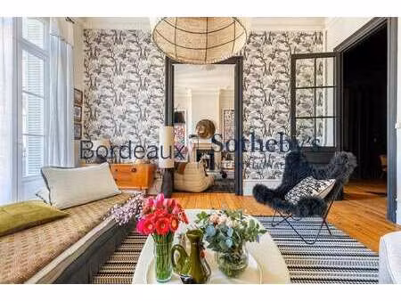 appartement de luxe à vendre à bordeaux : 1 365 000 € | 211m²